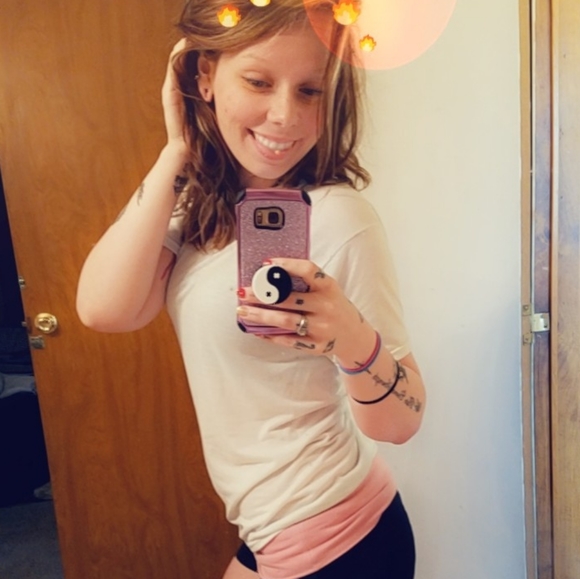 Meet your Posher, Cyn💚!! - Picture 13 of 16